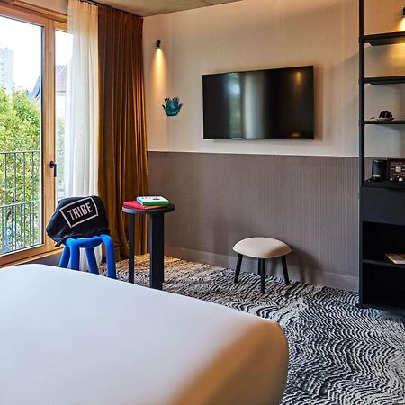 Tribe Paris Clichy Hotel Екстериор снимка