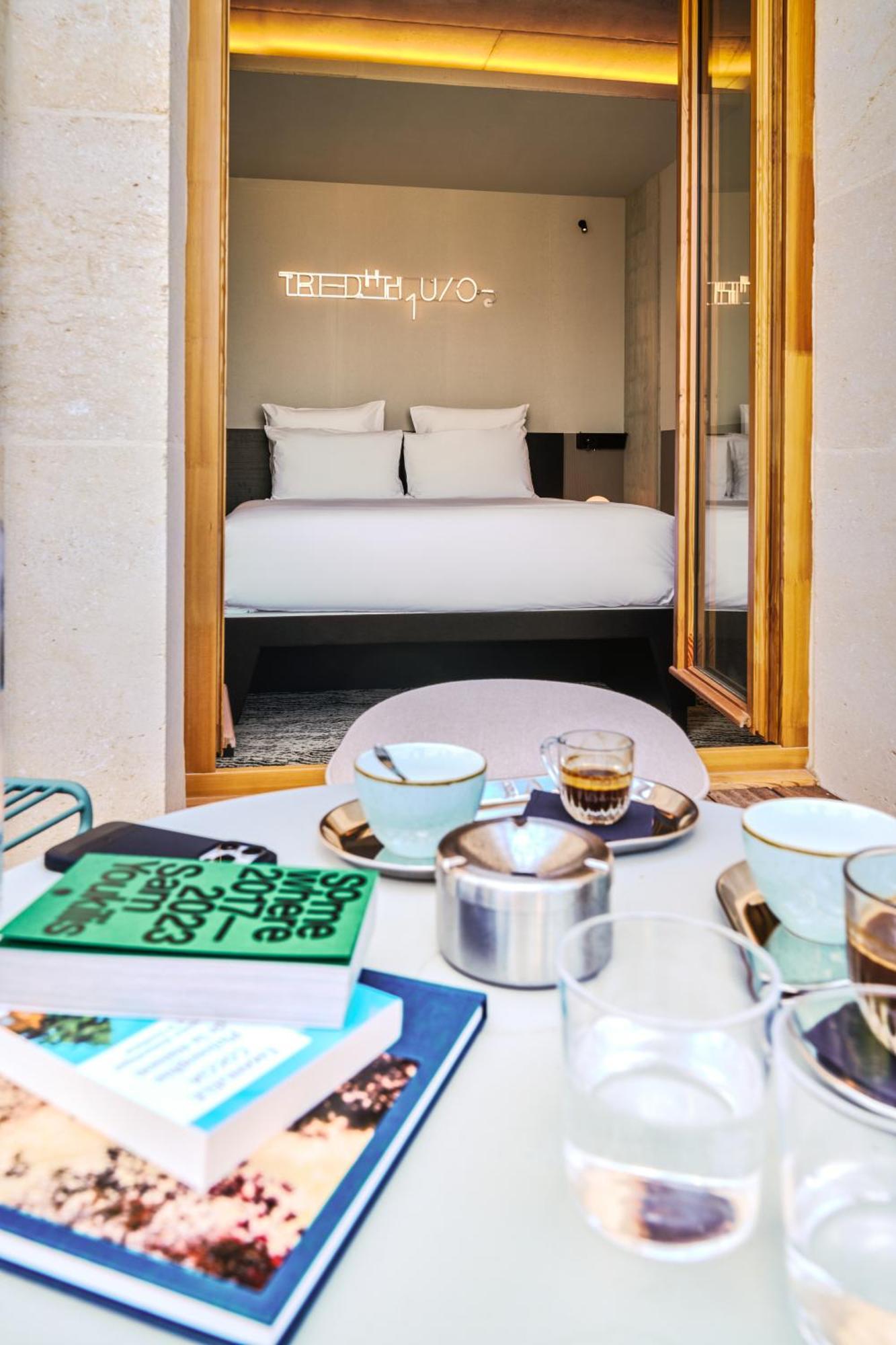 Tribe Paris Clichy Hotel Екстериор снимка